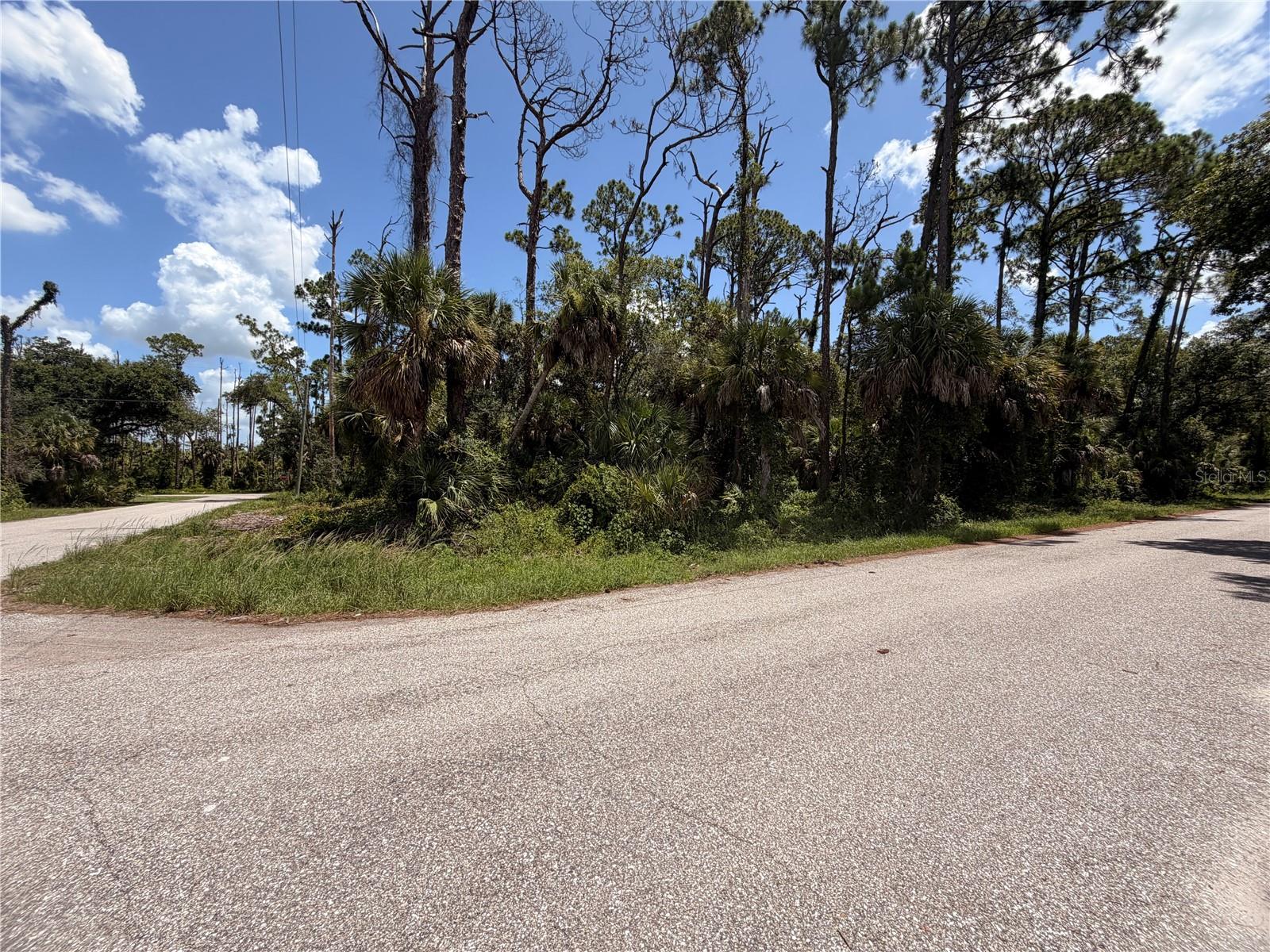 PORT CHARLOTTE SEC 016 - Land