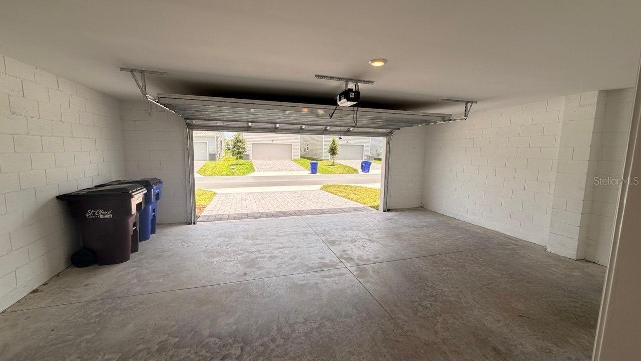 EDGEWATER CROSS PRAIRIE PH 1 - Residential Lease