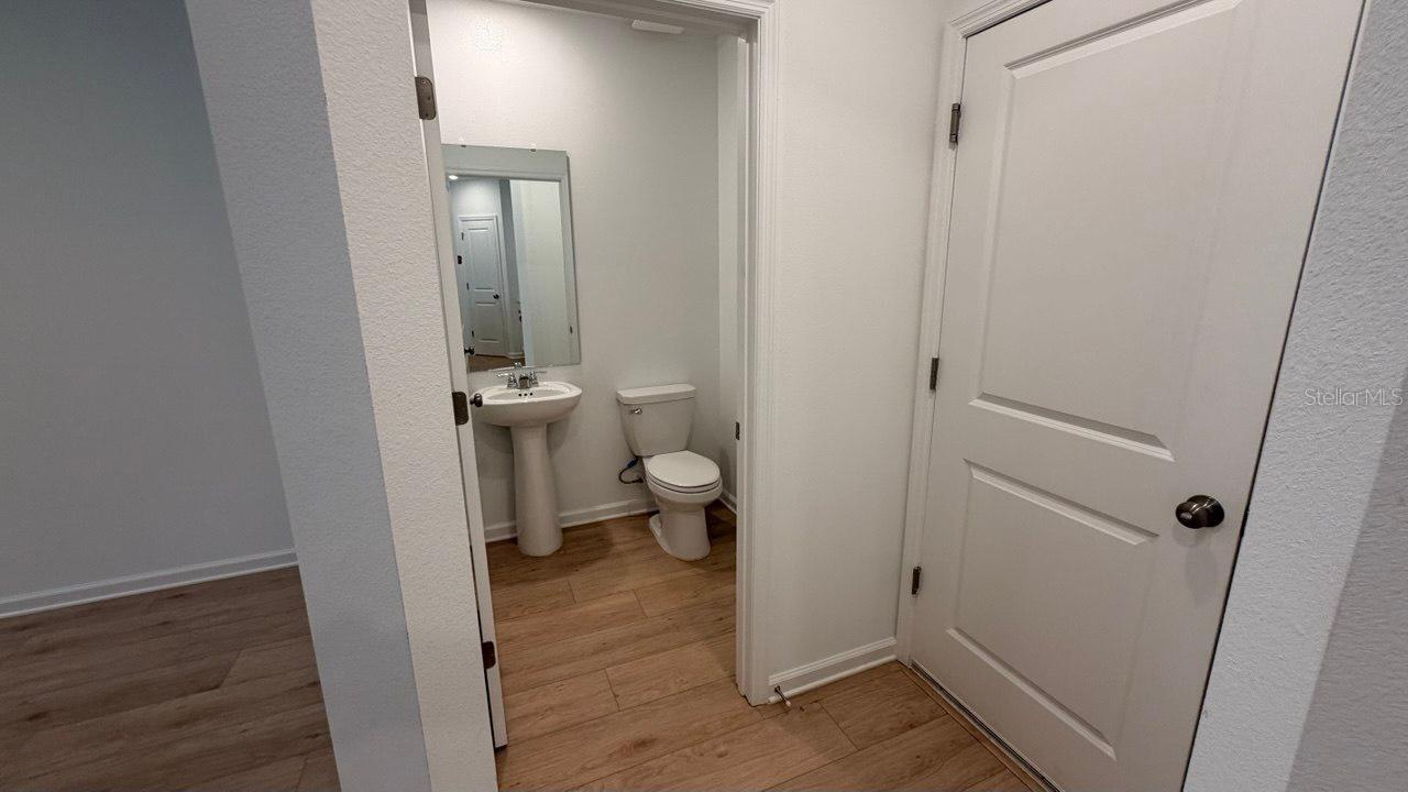 EDGEWATER CROSS PRAIRIE PH 1 - Residential Lease