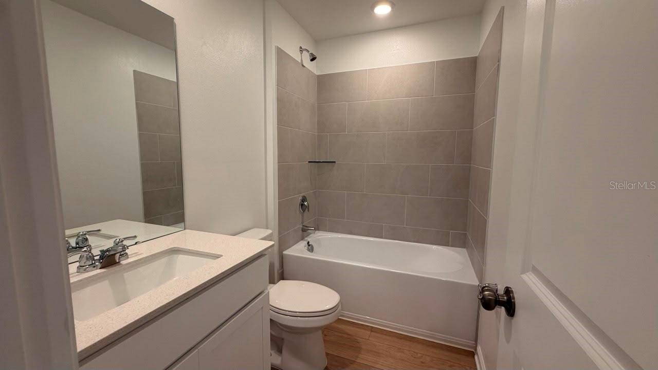 EDGEWATER CROSS PRAIRIE PH 1 - Residential Lease