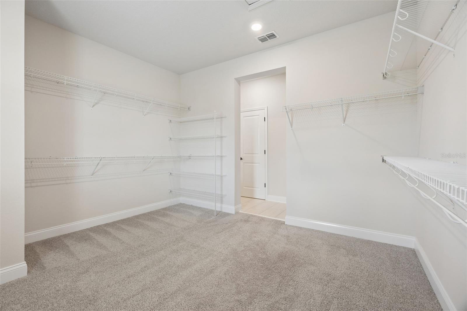 JOHNS LAKE LNDG PH 5 - Residential