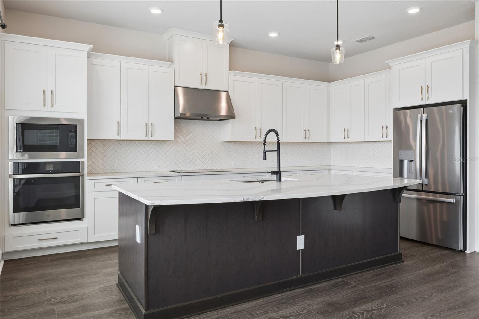 JOHNS LAKE LNDG PH 5 - Residential