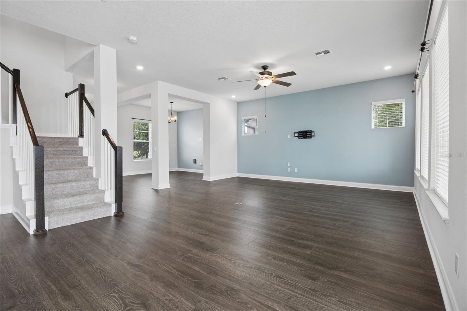 JOHNS LAKE LNDG PH 5 - Residential
