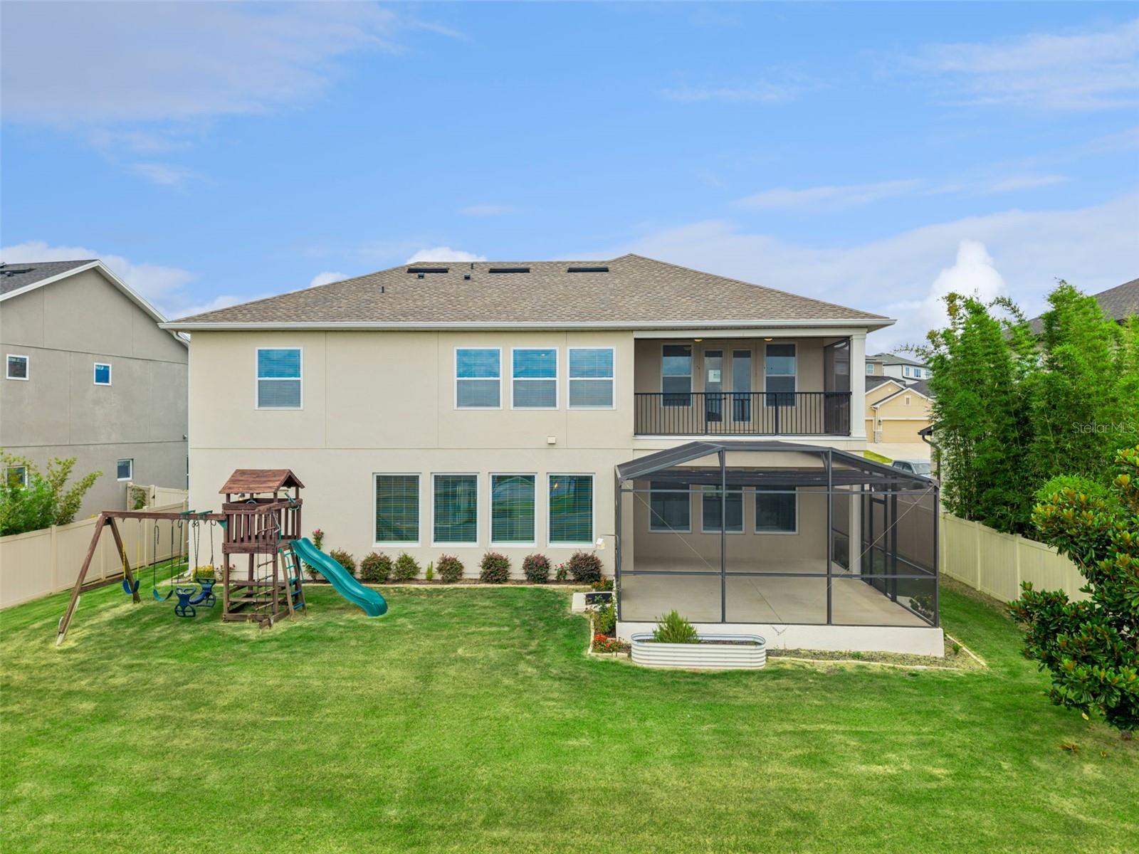 JOHNS LAKE LNDG PH 5 - Residential