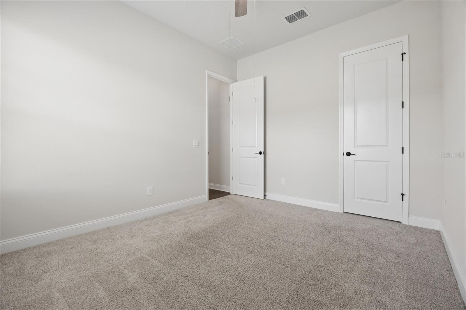 JOHNS LAKE LNDG PH 5 - Residential