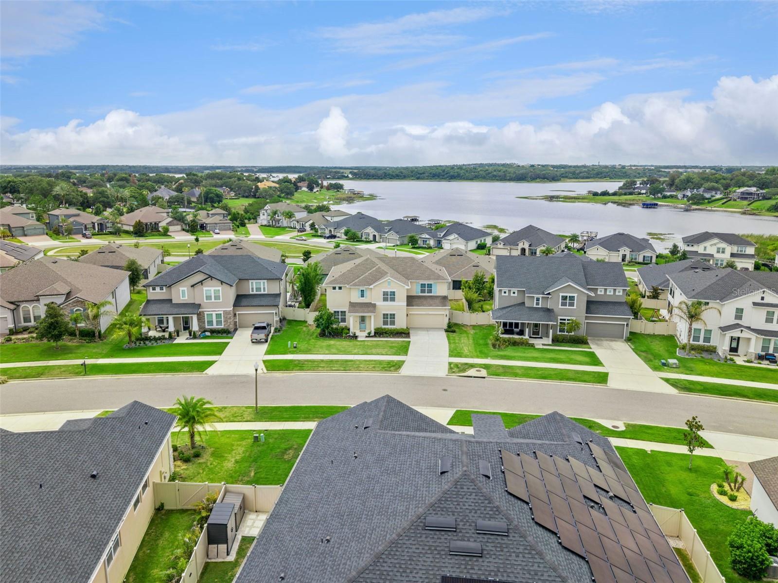 JOHNS LAKE LNDG PH 5 - Residential