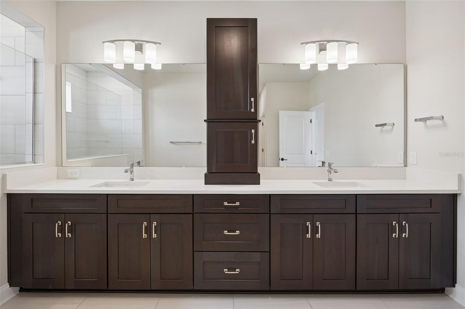 JOHNS LAKE LNDG PH 5 - Residential