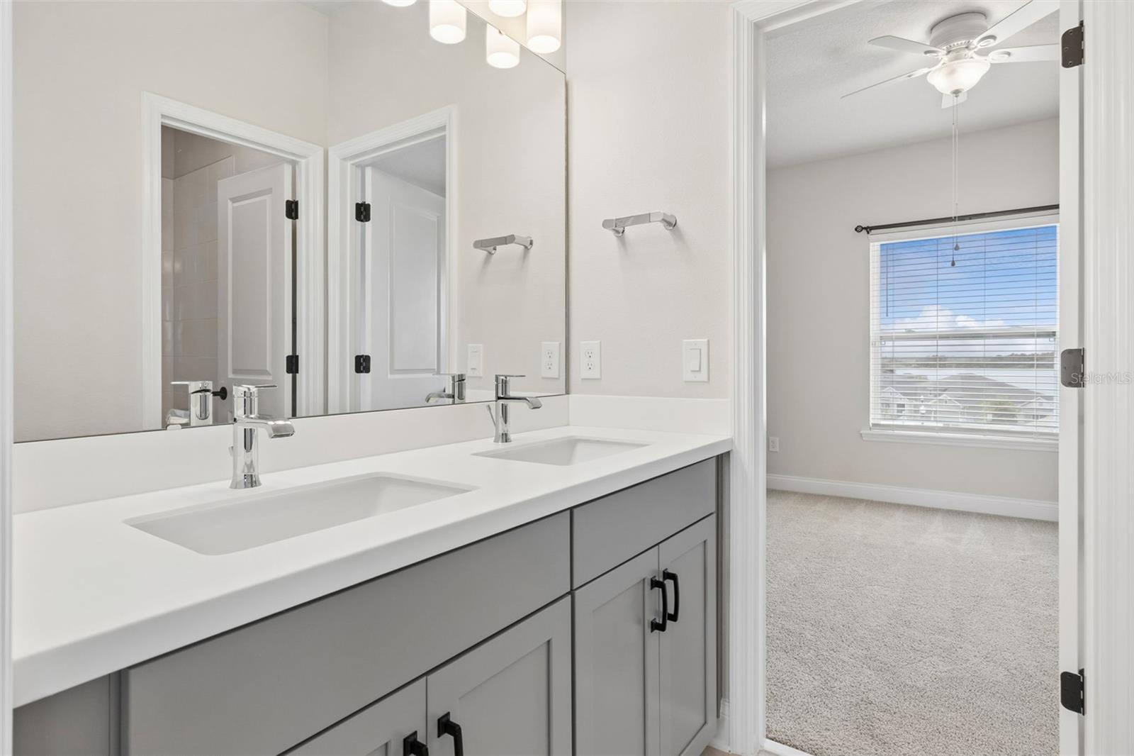 JOHNS LAKE LNDG PH 5 - Residential