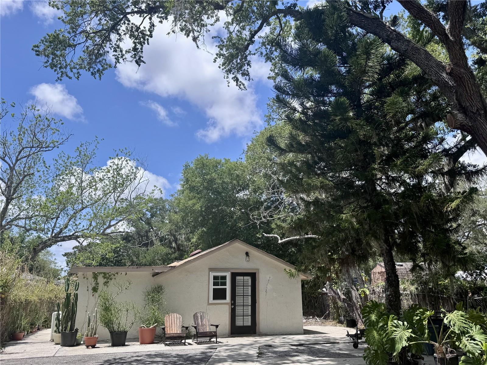 PINECREST - Residential