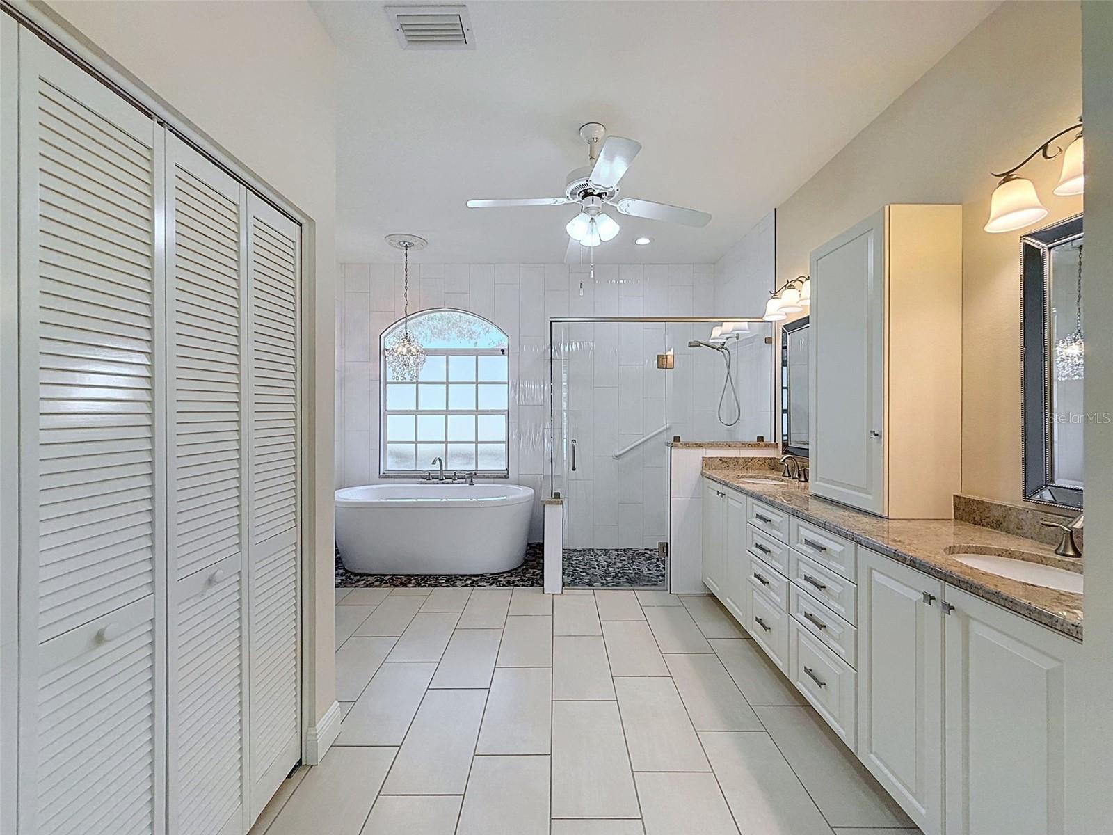 WORTHINGTON - Residential