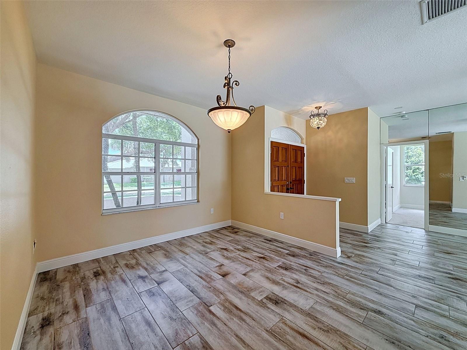 WORTHINGTON - Residential