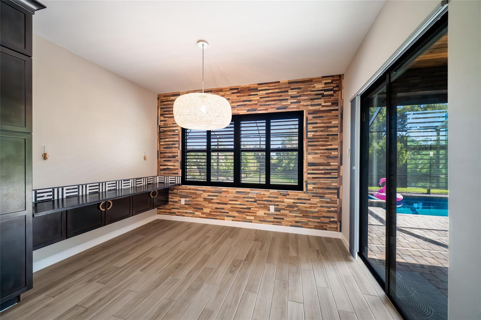 LORRAINE LAKES PH I - Residential