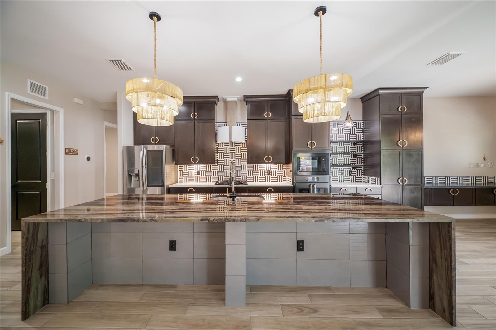 LORRAINE LAKES PH I - Residential