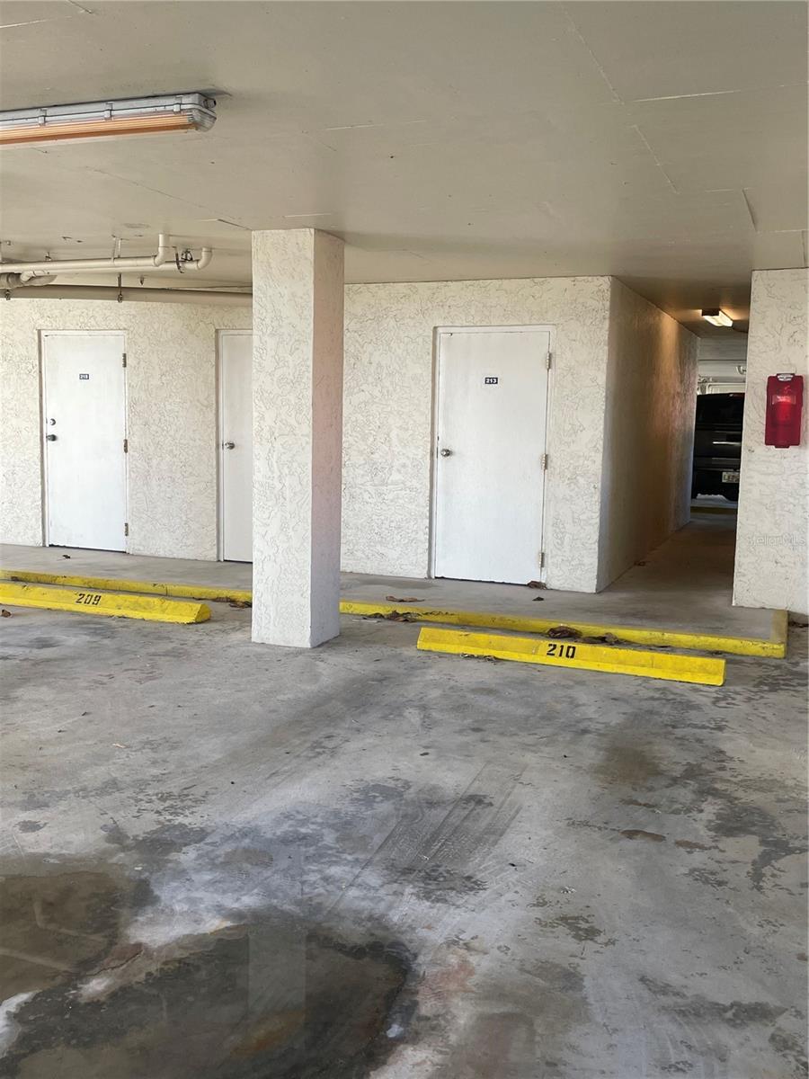 VILLAGE AT TIERRA VERDE CONDO - Residential Lease