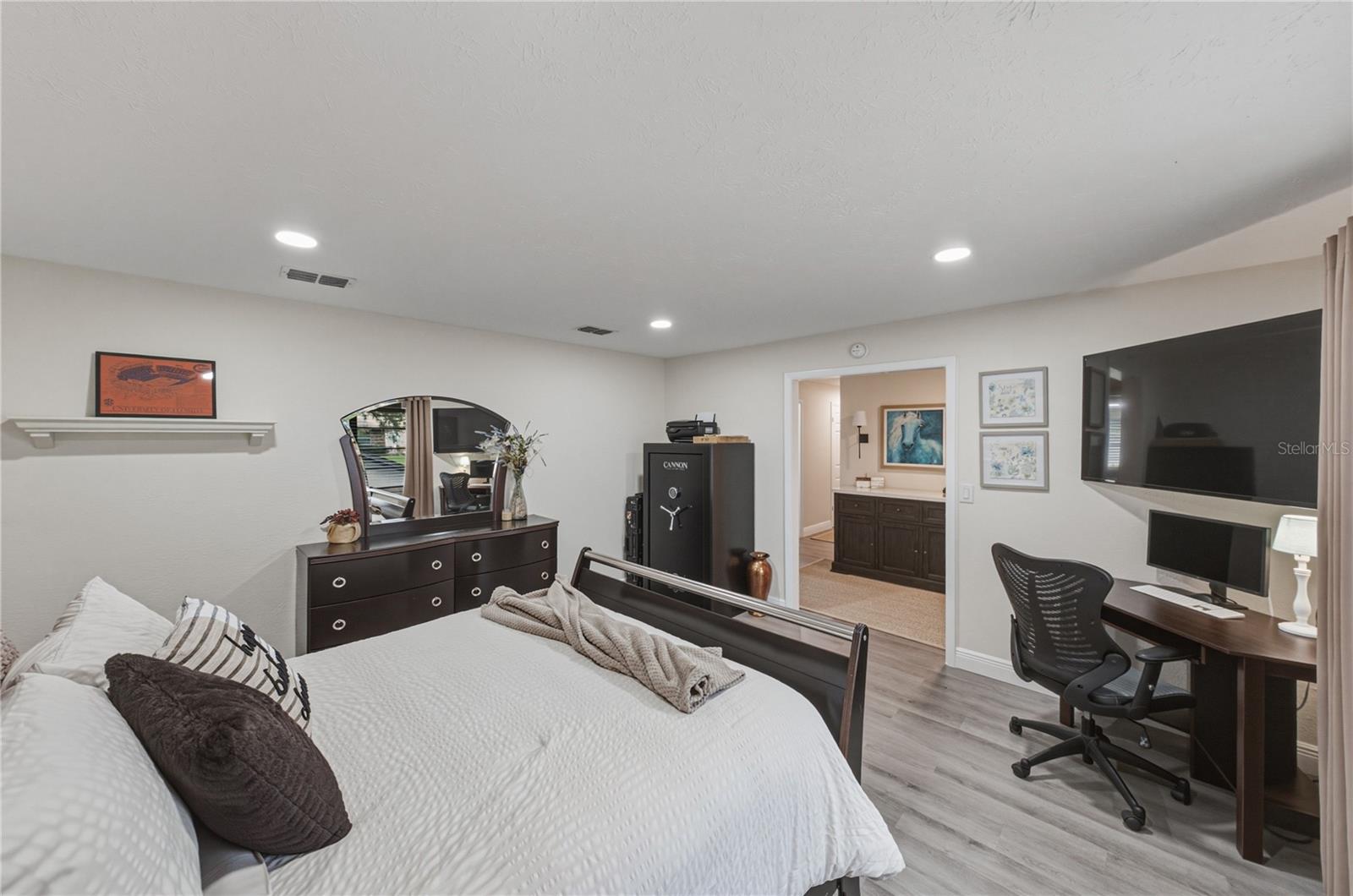 HICKORY HILL ACS - Residential