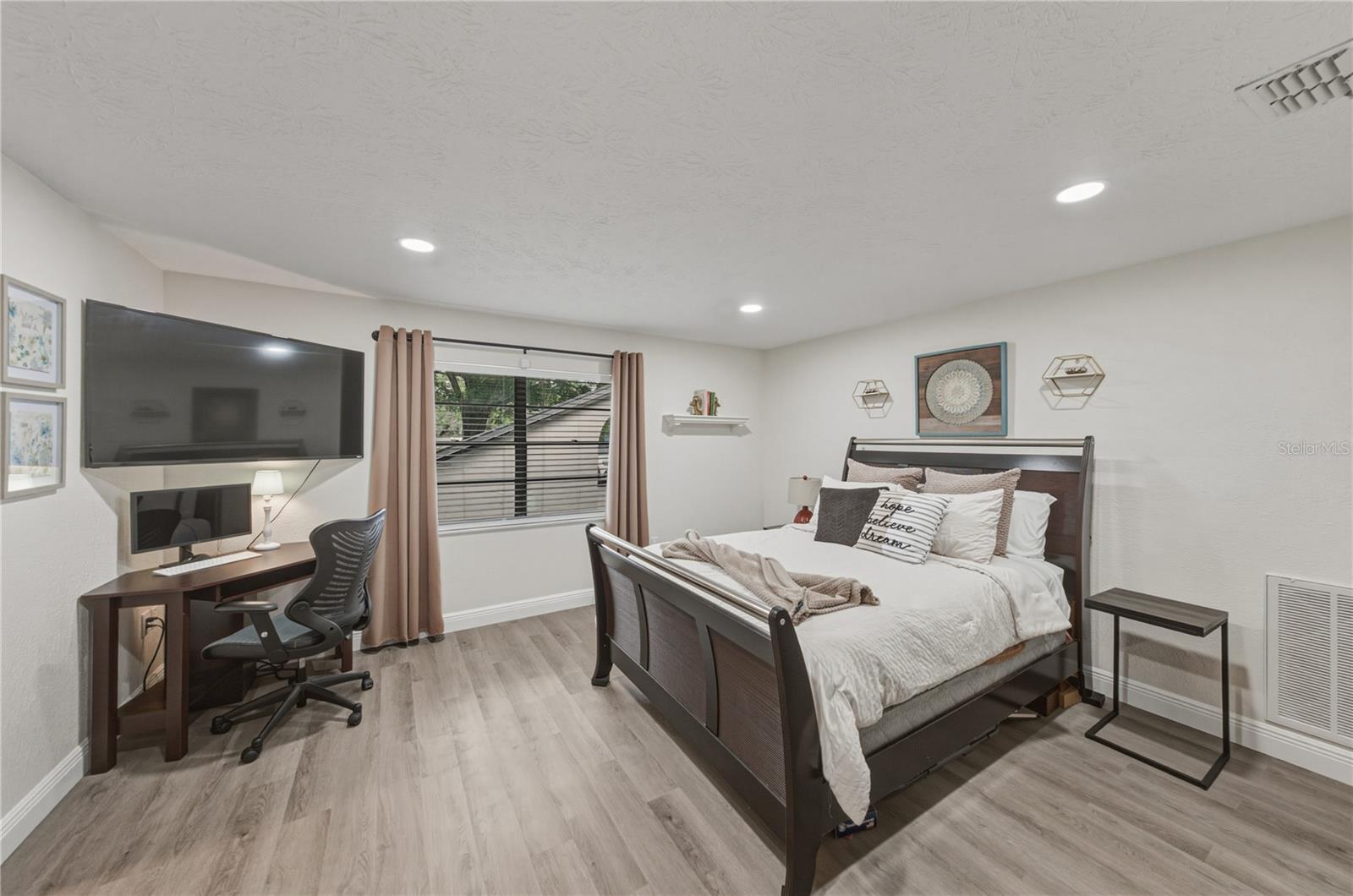 HICKORY HILL ACS - Residential