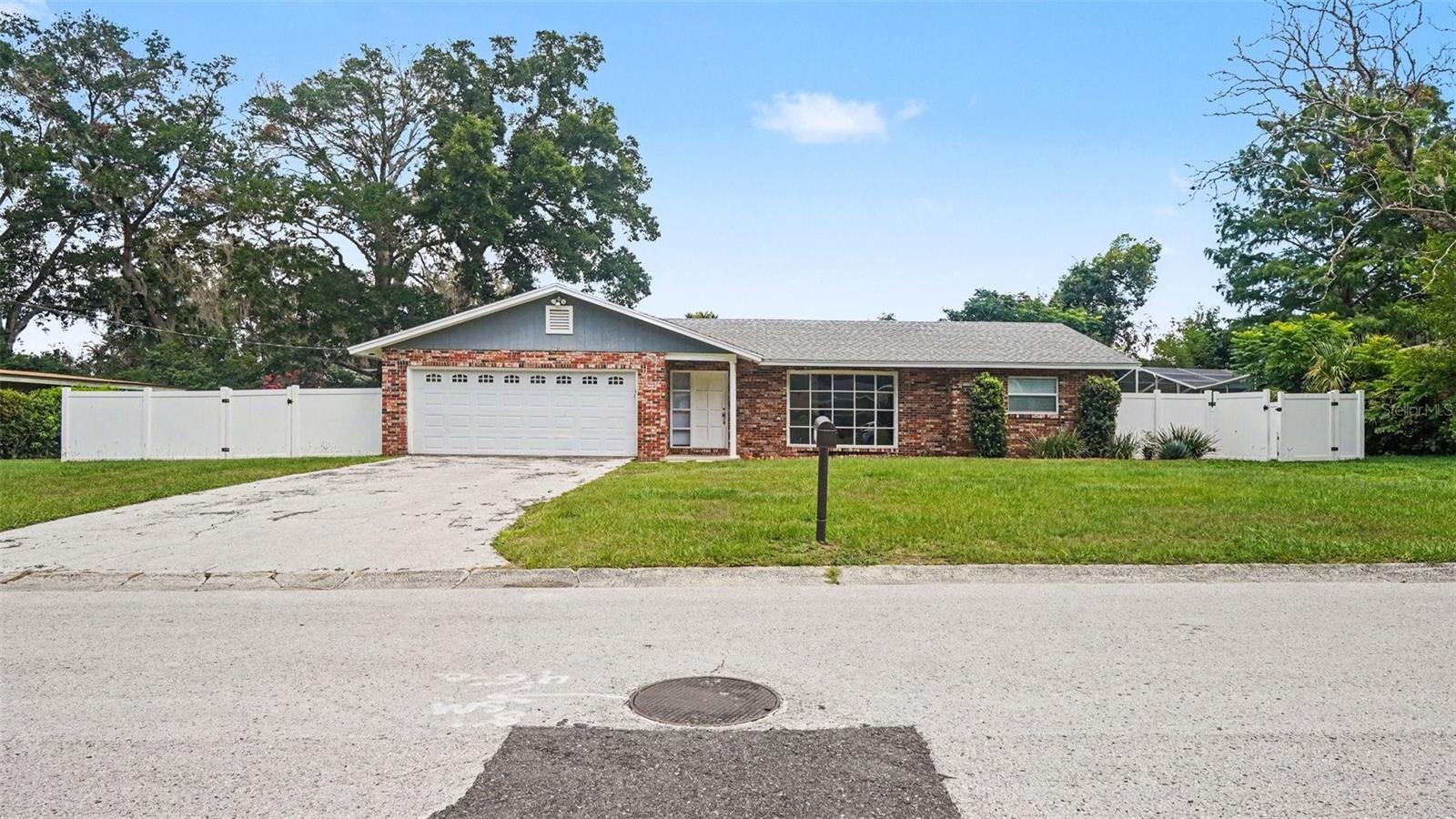 HERITAGE HILLS REP - Residential