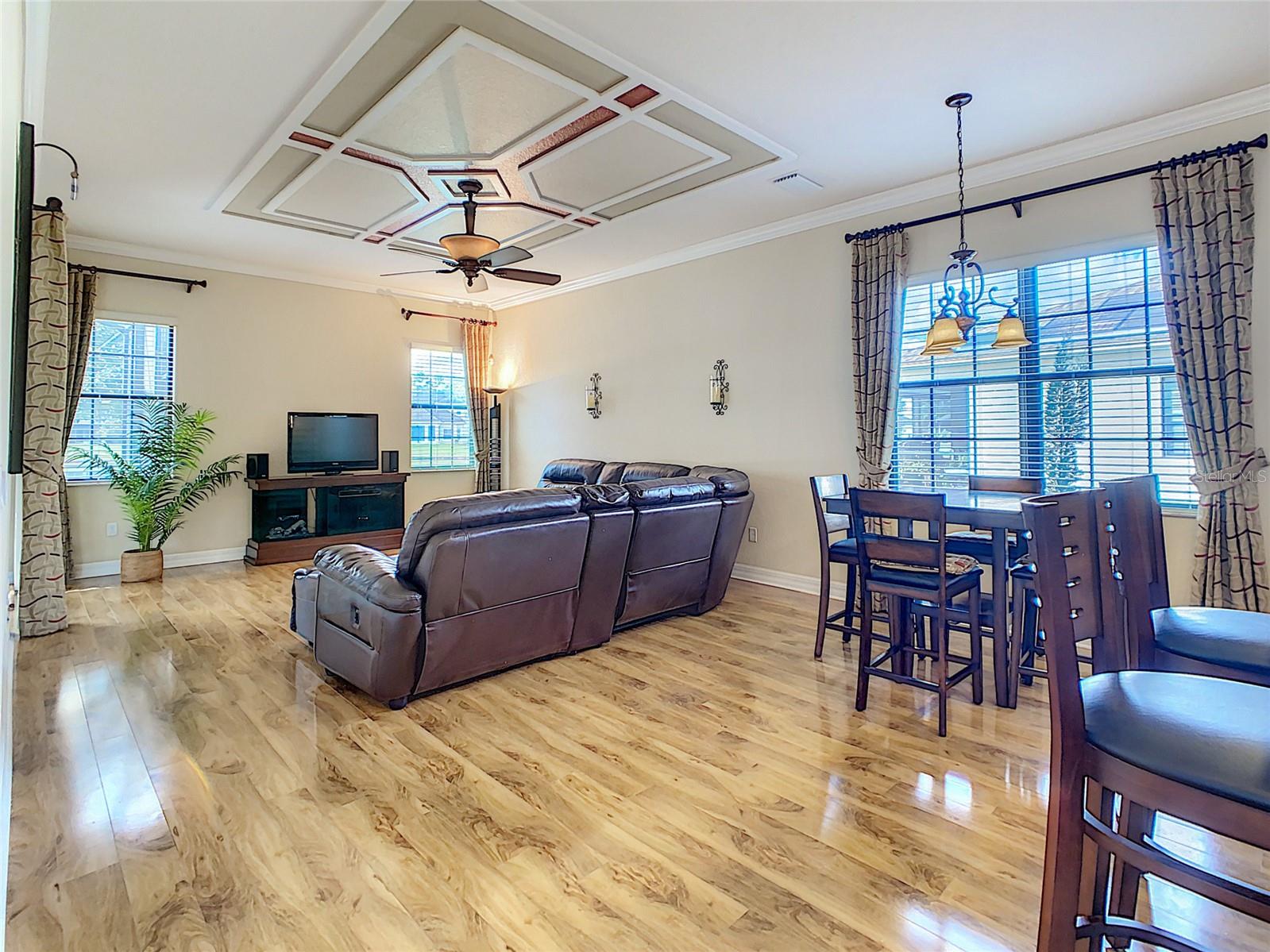 WOODLAND LAKES PRESERVE - Residential Lease