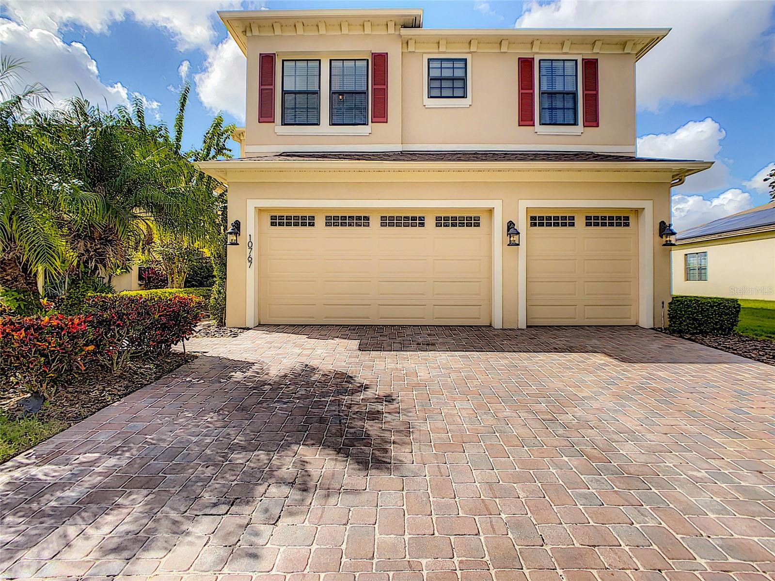 WOODLAND LAKES PRESERVE - Residential Lease