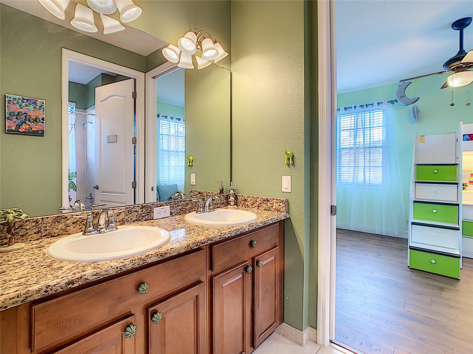 WOODLAND LAKES PRESERVE - Residential Lease