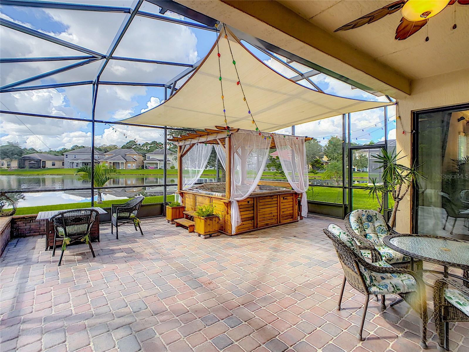 WOODLAND LAKES PRESERVE - Residential Lease