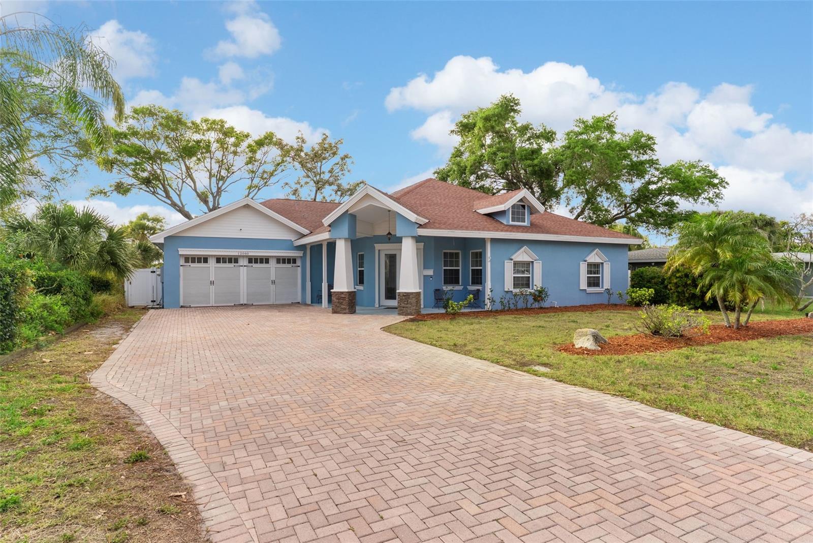 YELLOW BANKS GROVE - Residential