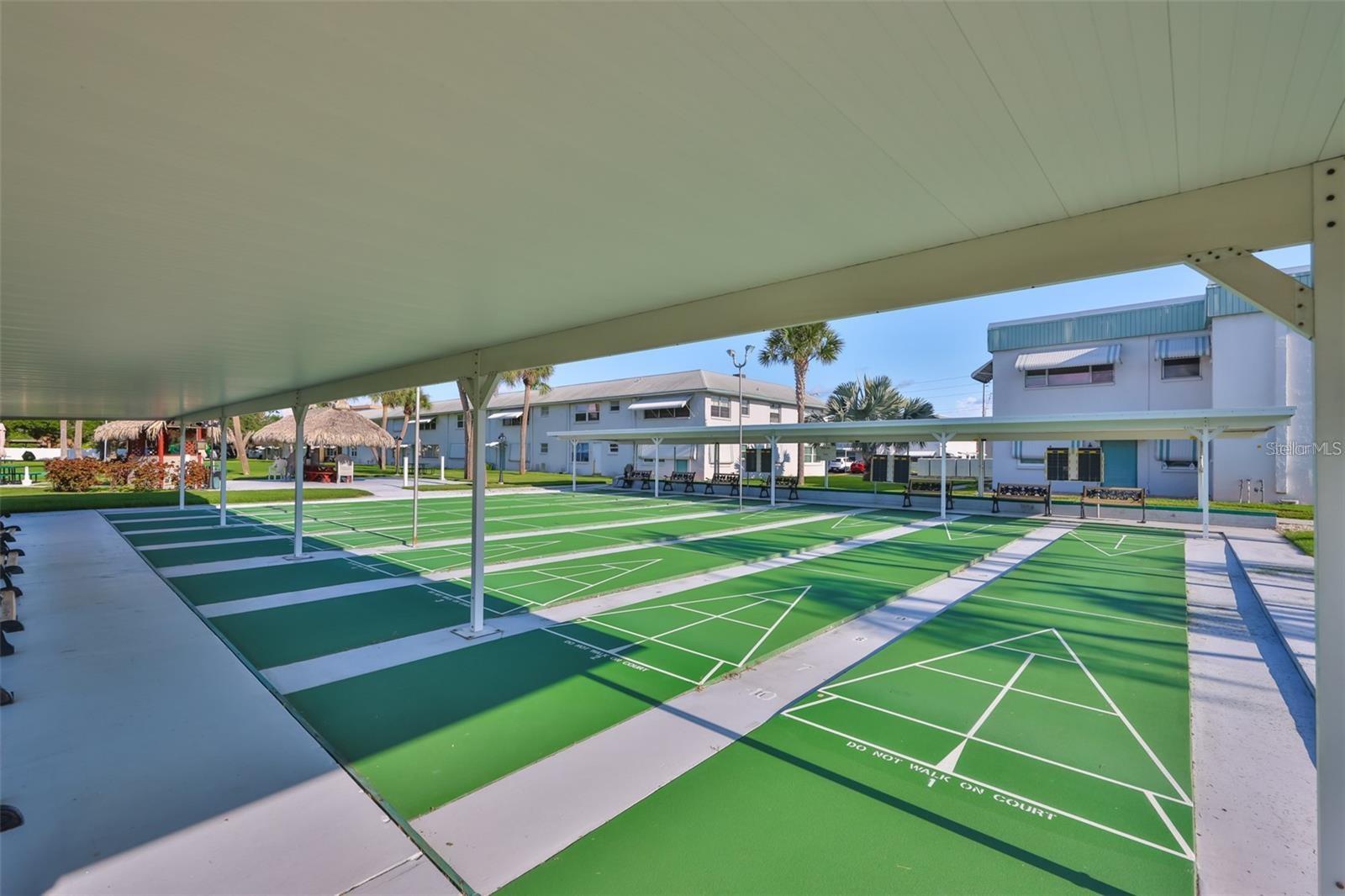 PARADISE SHORES - Residential