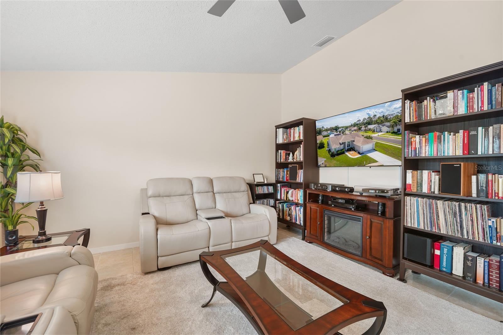 FAIRWAY OAKS - Residential