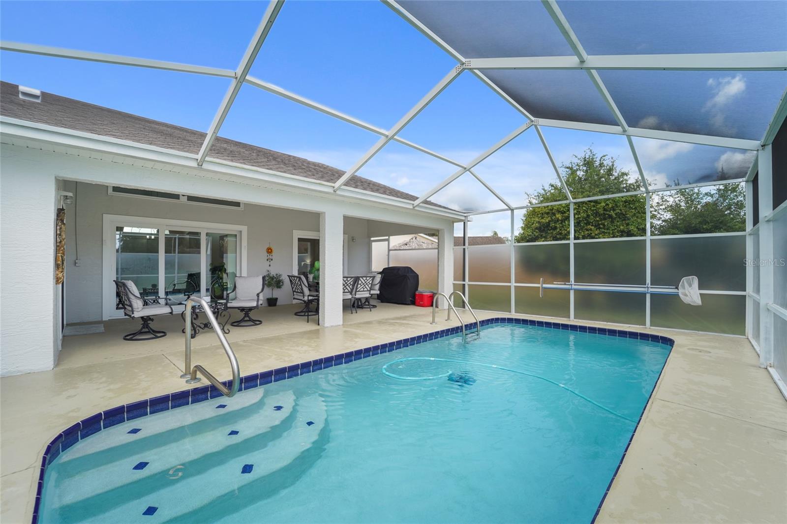 FAIRWAY OAKS - Residential