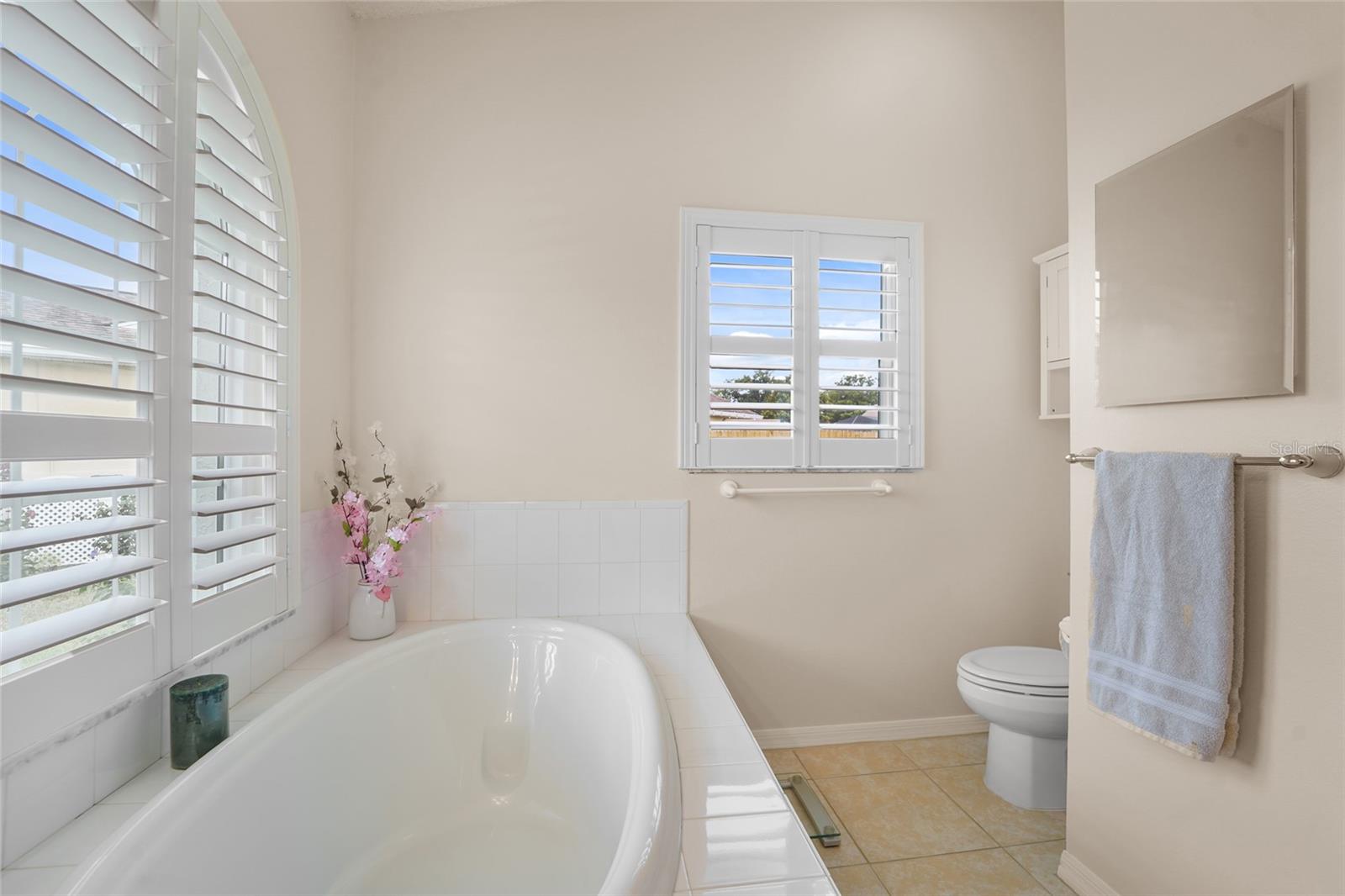 FAIRWAY OAKS - Residential