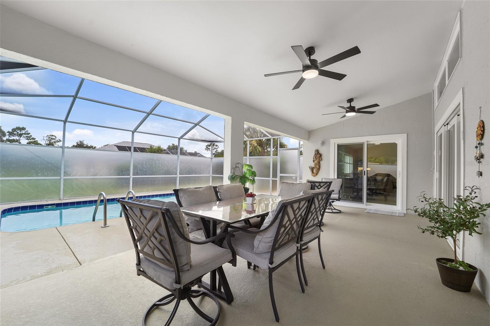 FAIRWAY OAKS - Residential