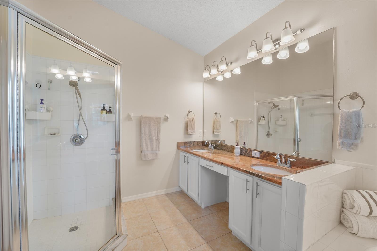 FAIRWAY OAKS - Residential