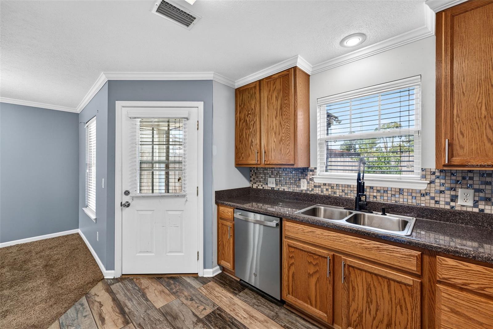 WOODLAWN VILLAGE PH I - Residential