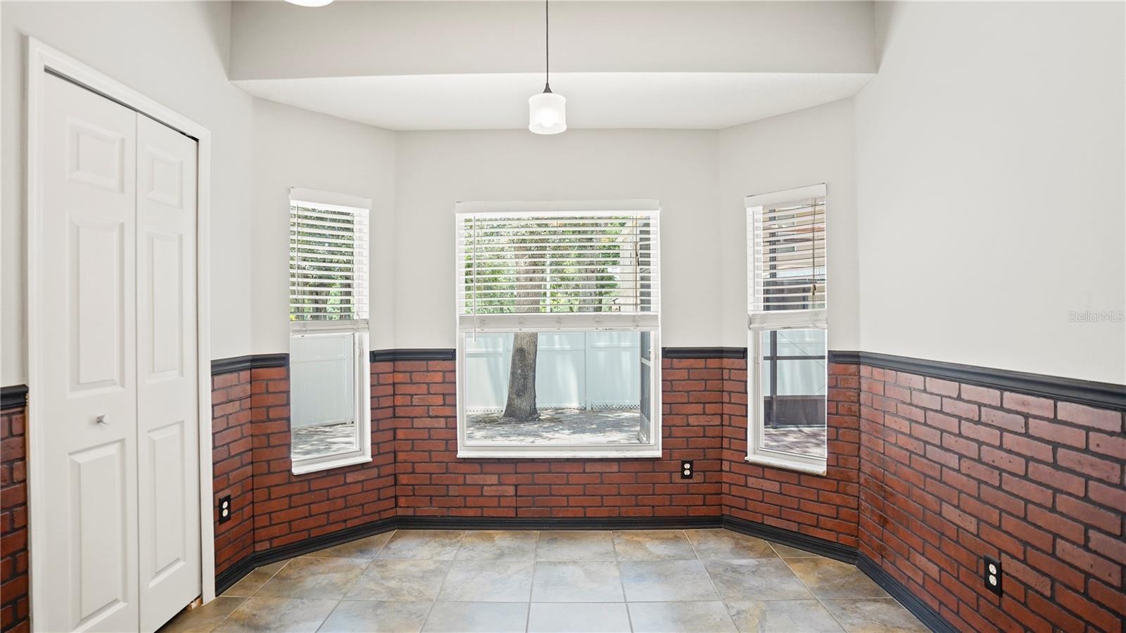 OAK HILL RESERVE PH 02 - Residential