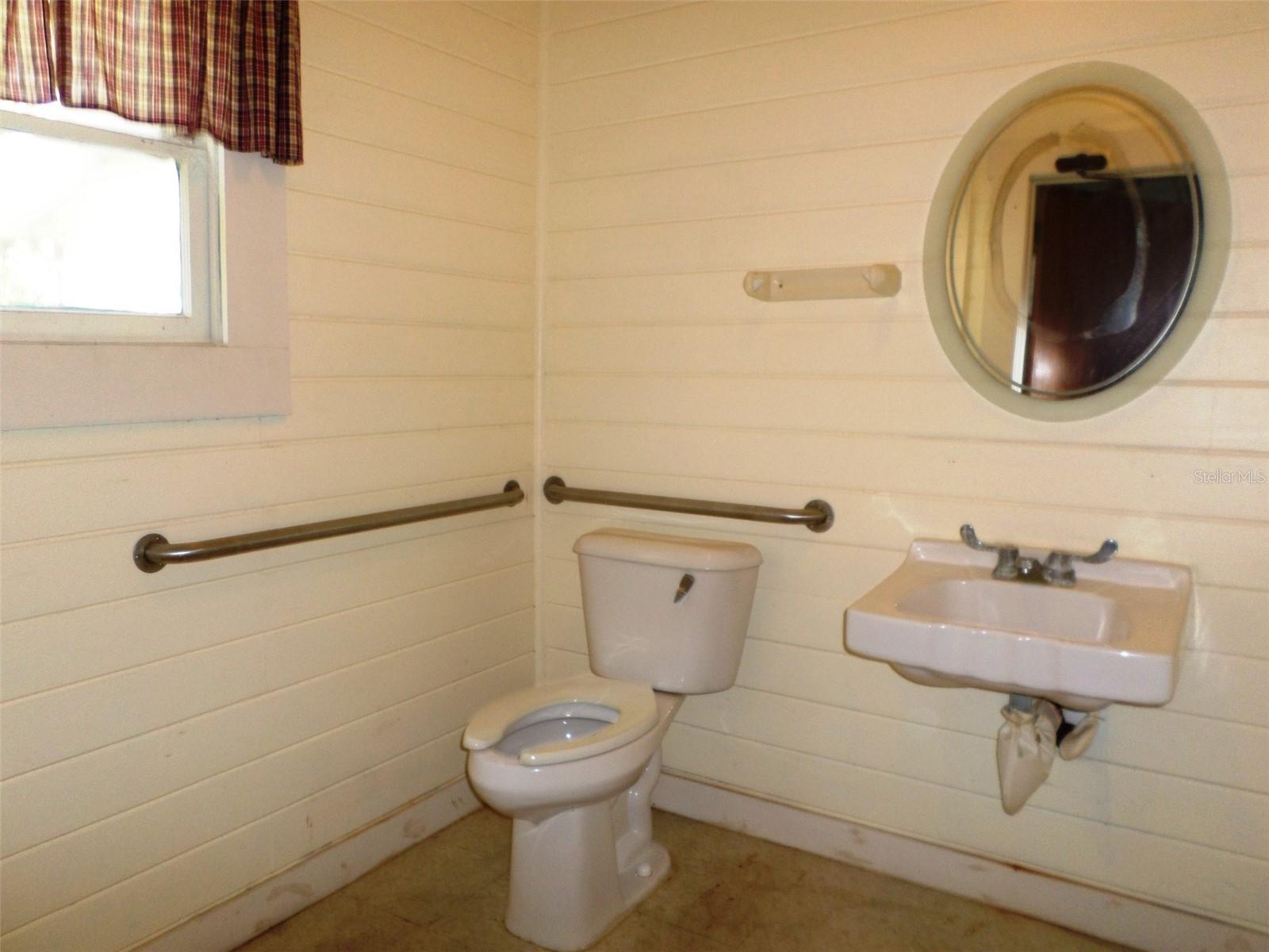 DUNNELLON - Commercial Sale