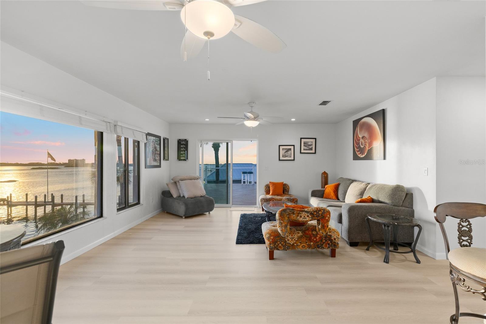 HALIFAX SHORES - Residential