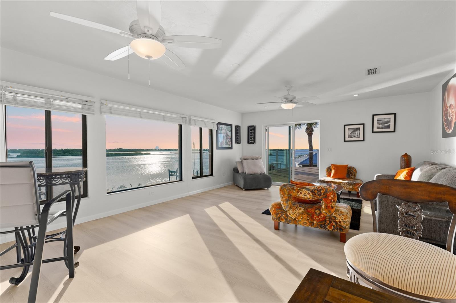HALIFAX SHORES - Residential