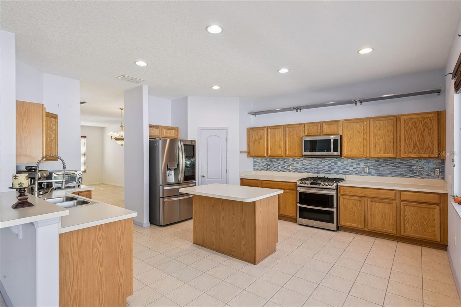 TRADDS LANDING LT 01 PB 51 PG 08-20 ORB 248 - Residential