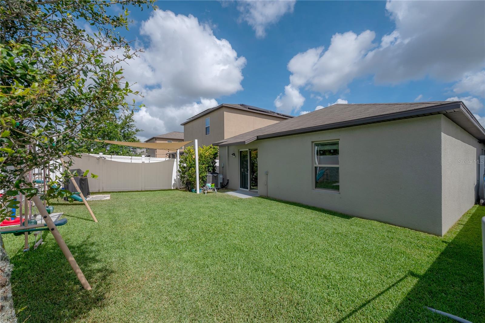 TOUCHSTONE PH 3 - Residential Lease