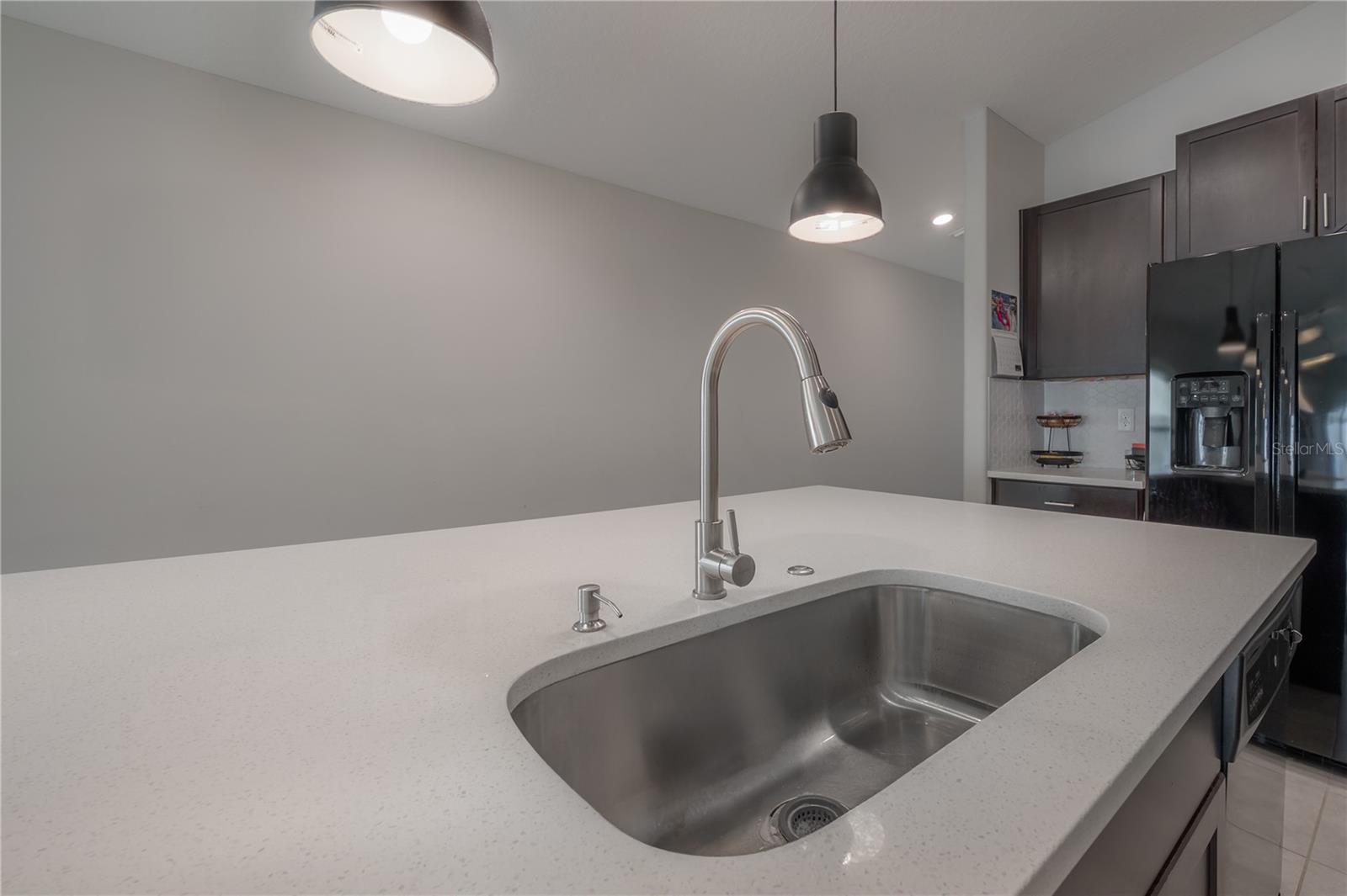 TOUCHSTONE PH 3 - Residential Lease