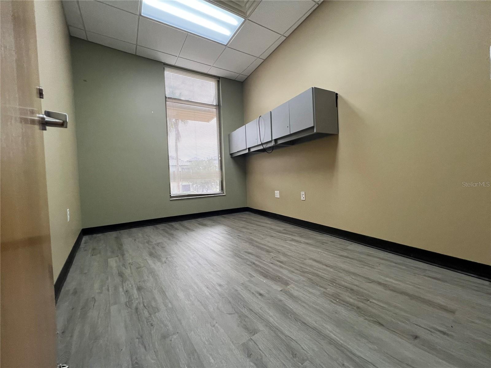CELEBRATION VILLAGE UNIT 2 REP 8 - Commercial Lease
