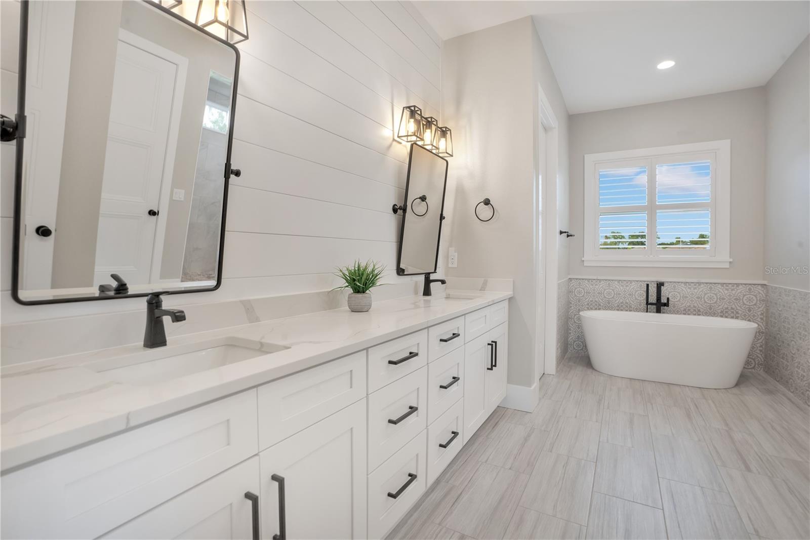 CYPRESSWOOD GOLF & COUNTRY CLUB - Residential