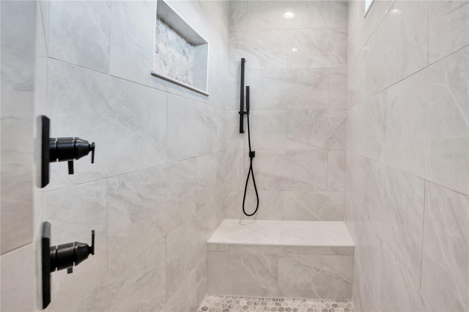 CYPRESSWOOD GOLF & COUNTRY CLUB - Residential
