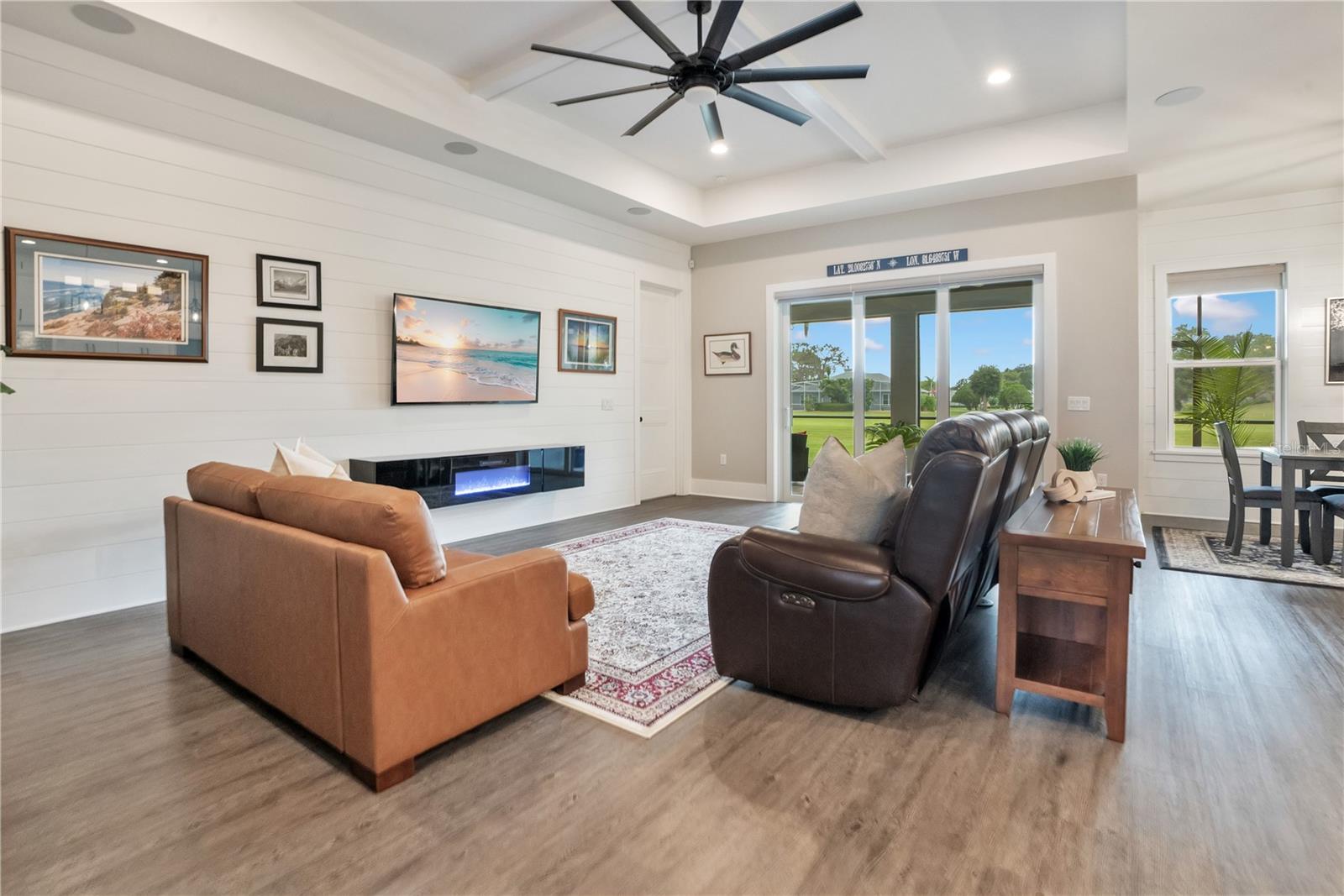 CYPRESSWOOD GOLF & COUNTRY CLUB - Residential