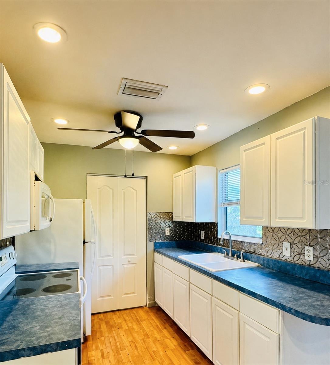 PARKWOOD ACRES SUB - Residential