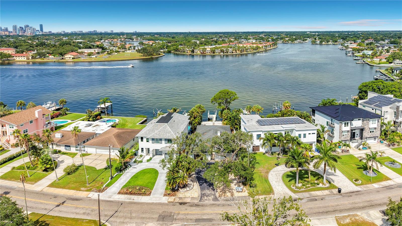 SHORE ACRES OVERLOOK SEC - Residential