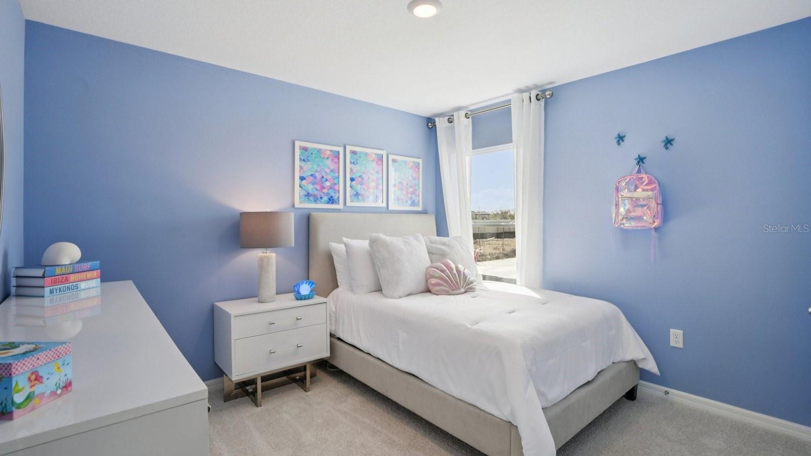 NORTHRIDGE - Residential