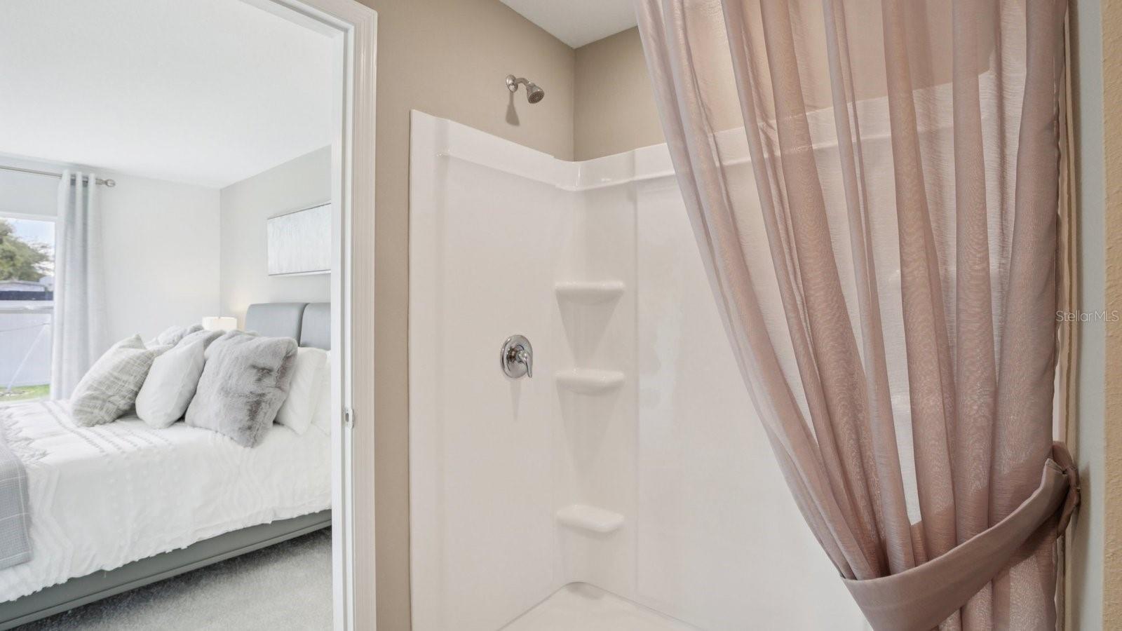 NORTHRIDGE - Residential