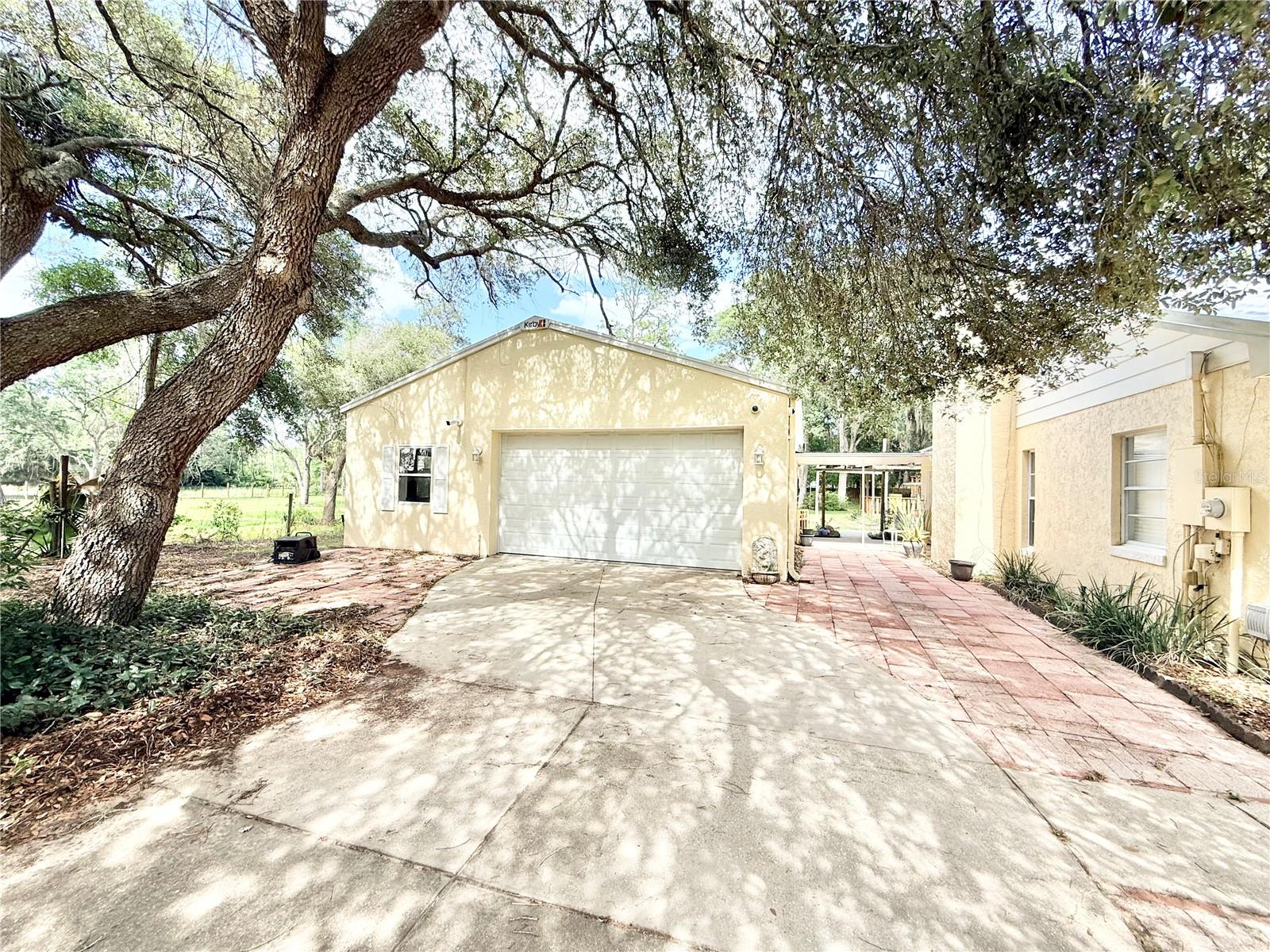 SILVER LAKE ESTATES - Residential
