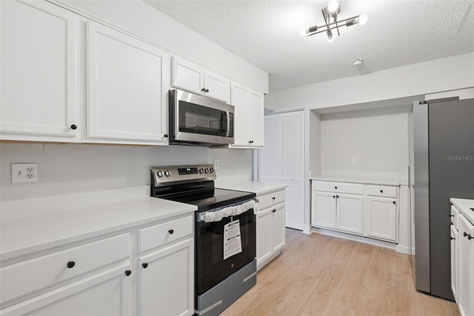 PLANTATION ESTATES UNIT 01 - Residential